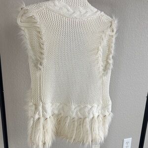 Lilly Pulitzer Cream Fuzzy Knit Vest